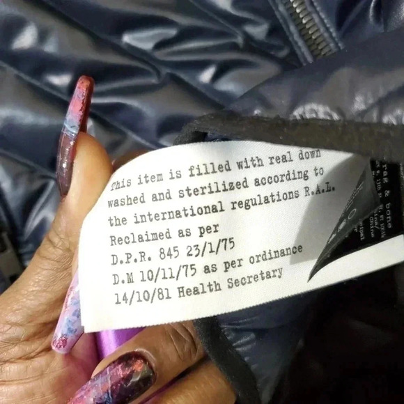 Rag & Bone Chevron Puffer goose filled vest.  Navy. Size small - Picture 4 of 8